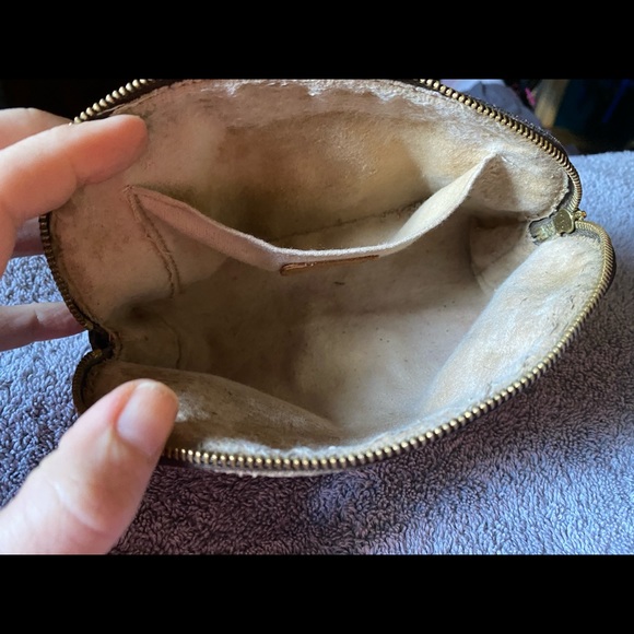 LV PM Cosmetic case - Picture 7 of 7